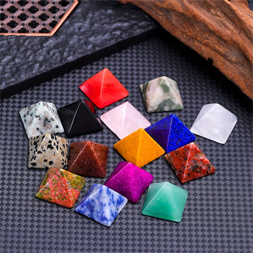 Natural Pyramid Crystal Stone With A Volume Of 0.8Inches,Worry Stone Pyramid Crystal Bag Carved Gem Witch Quartz Pyramid Chakrat Palm Ring SUpplies Meditation Spirit Balance