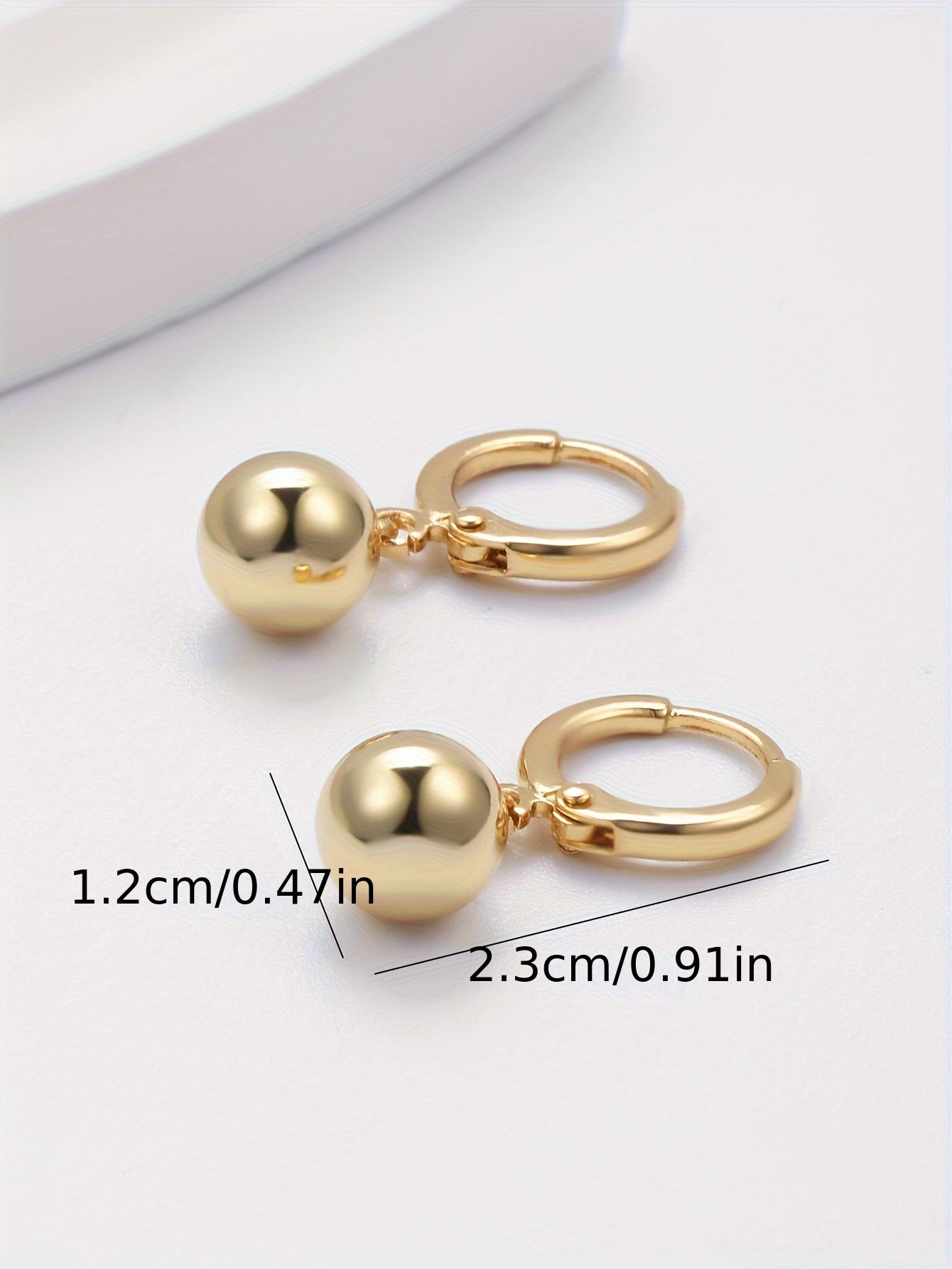 1pair Women's Trendy Fashion Round Ball Dangle Earrings