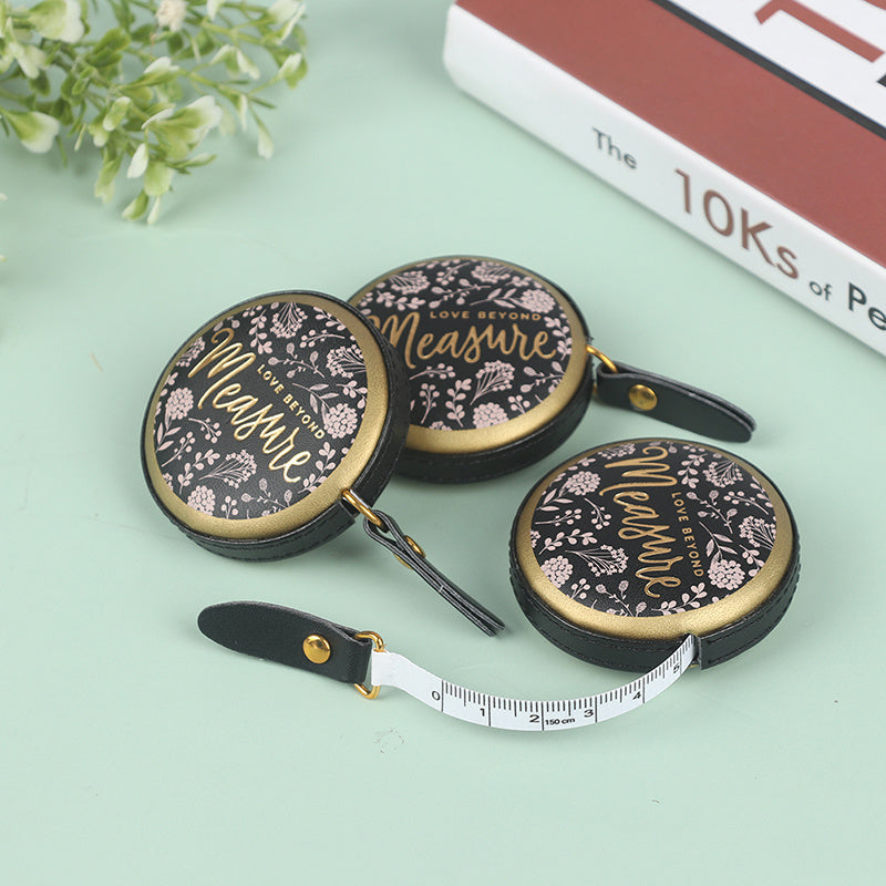 1pc 1.5m Portable Retractable Vintage PU Leather Mini Tape Measure Nostalgia Measure Ruler Retro Sewing Centimeter Inch Roller Scale