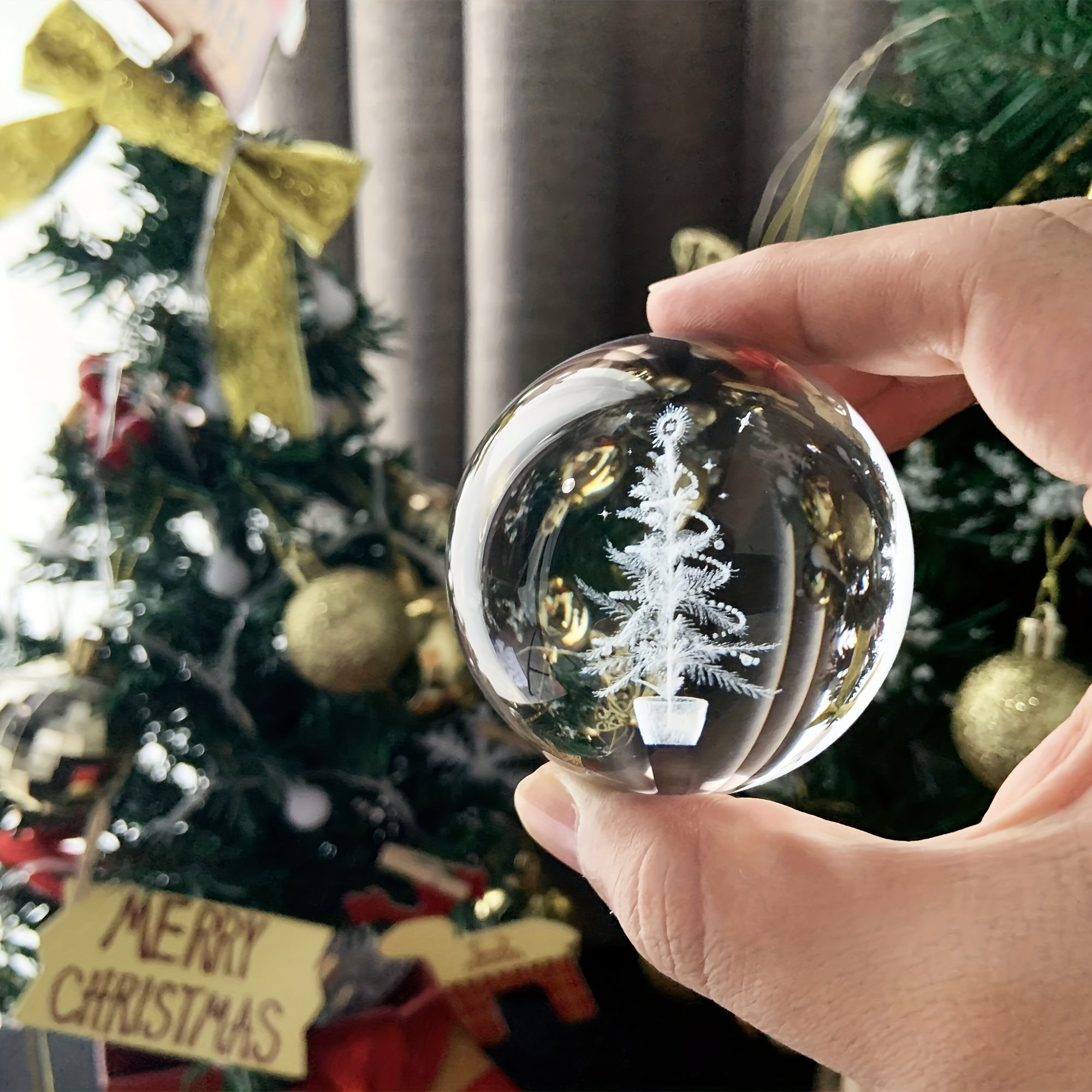 1pc 3D Laser Carved Christmas Tree Glass Ball, Elderly Man, Elk Crystal Ball With Silver Base, Desktop Decoration, Christmas Gift For Girlfr