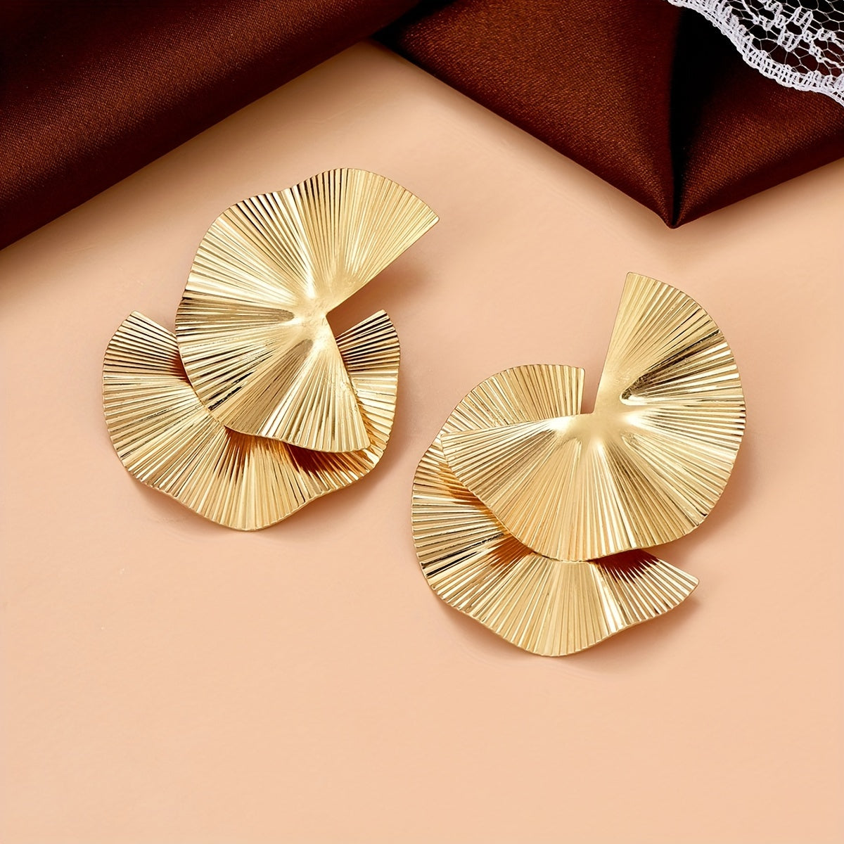 Golden Fan-shaped Laser Pattern Sexy Elegant Stud Earrings 18K Gold Plated Jewelry Trendy Creative Female Gift