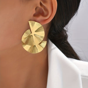 Golden Fan-shaped Laser Pattern Sexy Elegant Stud Earrings 18K Gold Plated Jewelry Trendy Creative Female Gift