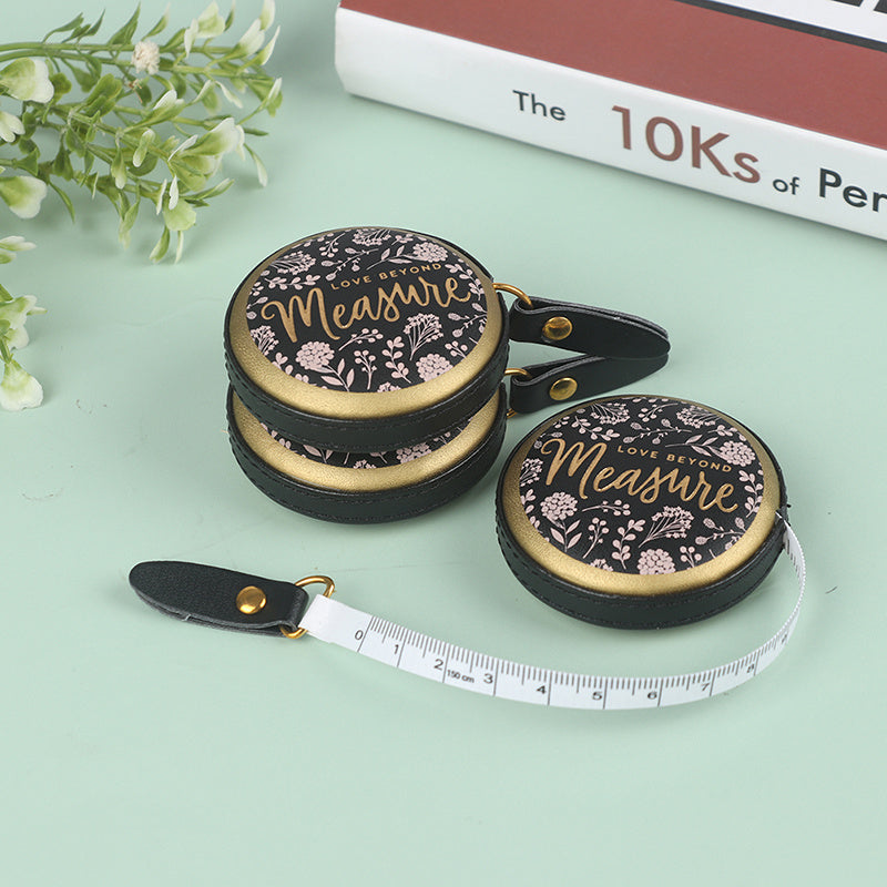 1pc 1.5m Portable Retractable Vintage PU Leather Mini Tape Measure Nostalgia Measure Ruler Retro Sewing Centimeter Inch Roller Scale