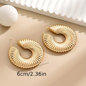 Golden Flower Pattern Hoop Earrings Retro Classic Style Alloy Jewelry Creative Female Gift Daily Casual