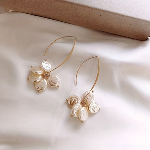 Brogue Style U-shaped Ear Hook Design Pearl Earrings