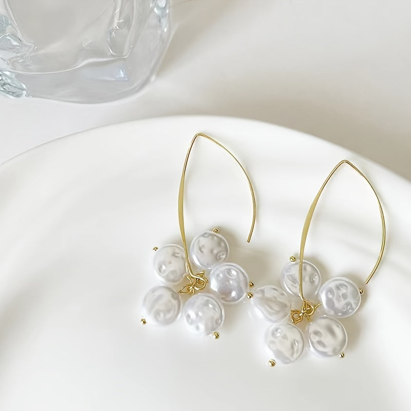 Brogue Style U-shaped Ear Hook Design Pearl Earrings