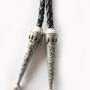 Metal Western Indian Spearhead Bull Head Black Leather Rope Necklace Polo Tie US Local Shipping