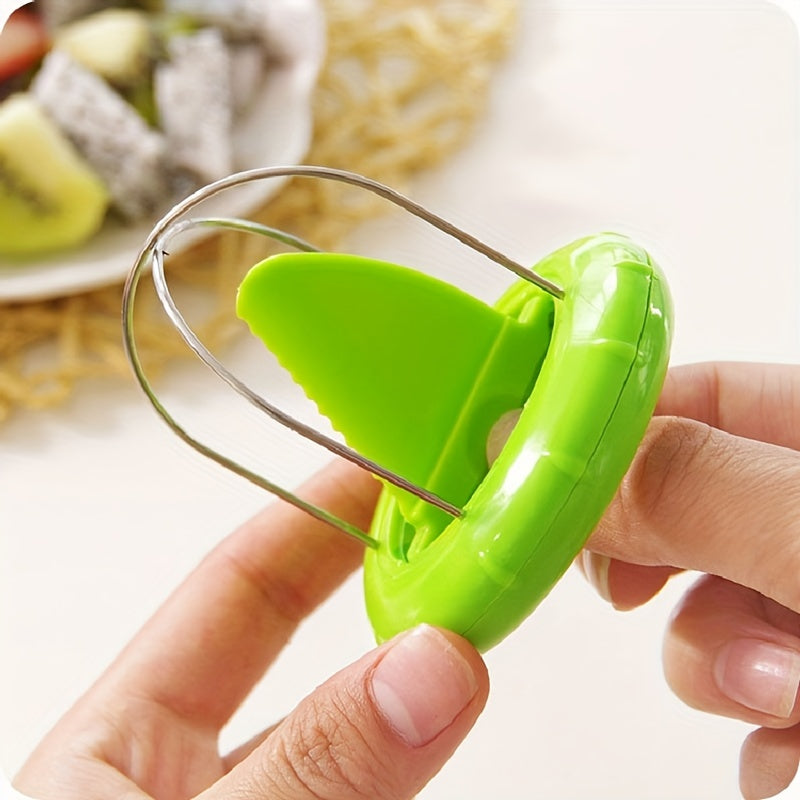 1pc Easy-to-Use Kiwi Peeler for Effortless Fruit Preparation and Kitchen Convenience