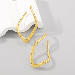 Simple Classic Model Earring for Women