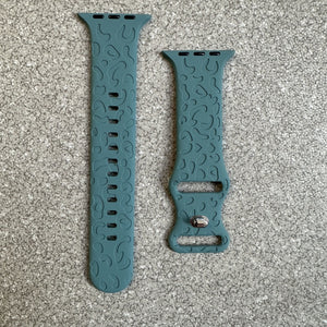 1 PACK Leopard Engraved Band Compatible For IWatch Band 45mm 44mm 42mm 41mm 40mm 38mm, Leopard Boho Pattern Soft Silicone Strap For IWatch S