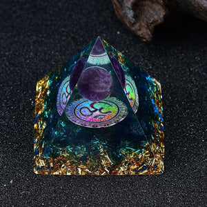 2.36‘’ Magic Orgonite Pyramid Amethyst Crystal Hand Made Sphere with Blue Quartz Crystal Home Decoration Collection Gift