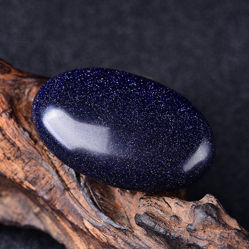 Blue Goldstone Palm Stone Quartz Healing Crystal Massage Tools Polished Gemstone Meditation Rock Hand-Polished Energy Stone Home Decor Gift