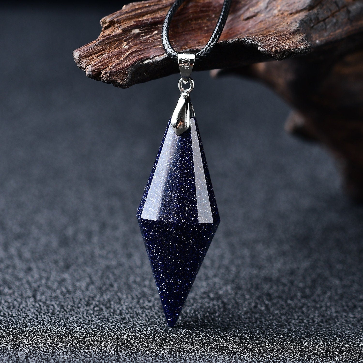 Spirit Pendulum Precious Pendant Double Terminated Point Reiki Quartz Charm Gemstone Fashion Crystal Pendant Man Women Trending Present