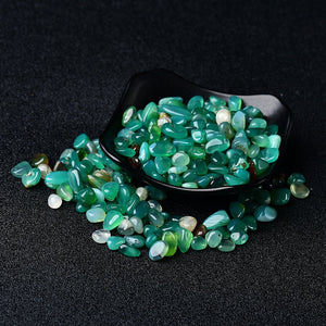 0.44LB Polished Dyed Green Agate Tumbled Stones Reiki Gravel Crystal Stones Hand-Polished for Fish Tank Decor Garden Tank Décor Room Decor