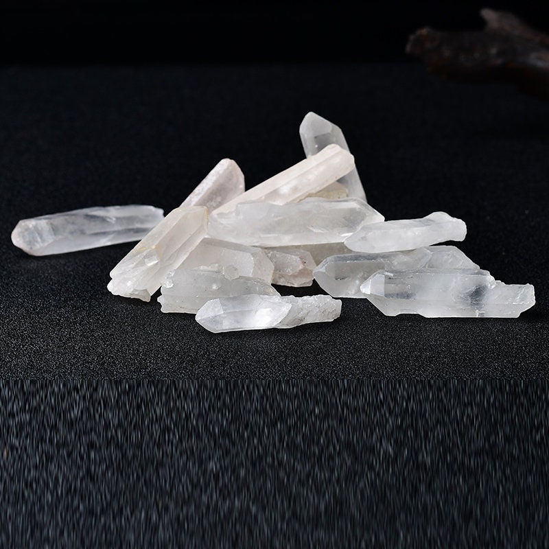 0.44LB Natural Raw Meditation Crystal Clear Quartz Healing Points Stone Rock Reiki Specimen Recharged and Cleansed Chakras Fish Tank Garden