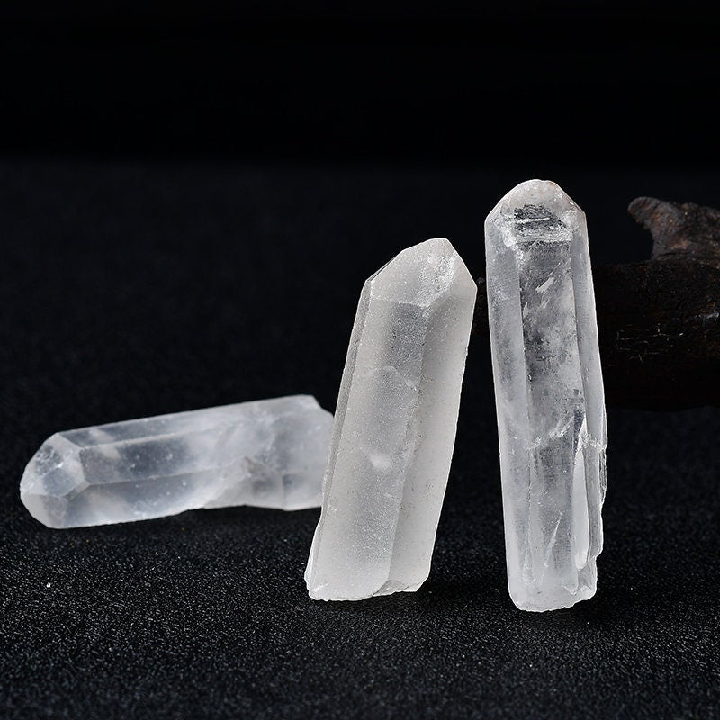 0.44LB Natural Raw Meditation Crystal Clear Quartz Healing Points Stone Rock Reiki Specimen Recharged and Cleansed Chakras Fish Tank Garden