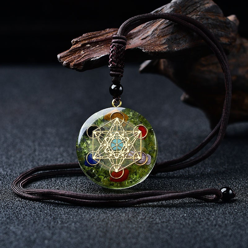 Terrific 7 Chakra Orgonite Pendant Necklace Crystal Hand Made Healing Green Symbol Hand-Polished Collection Reiki Stone Gift