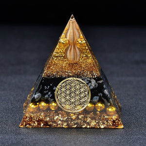 2.36‘’ Orgone Pyramid Snow Flake Obsidian Stone Hand Made Brass Quartz Healing Crystal Meditation Home Decoration Collection Gift