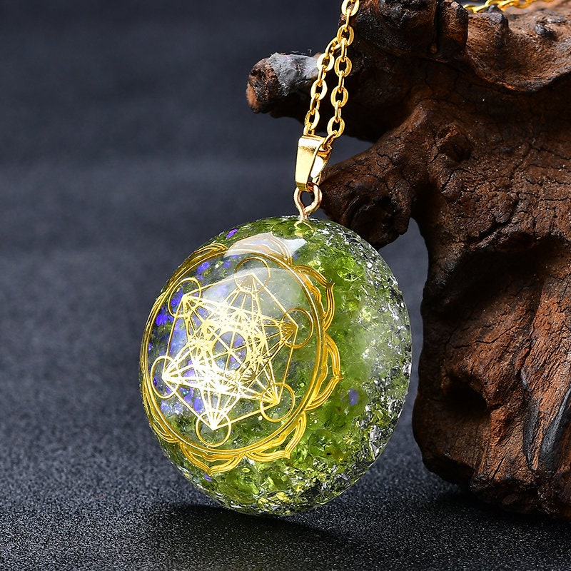 RARE Peridot Chakra Orgonite Generator Pendant Necklace Crystal Healing Meditation Hand Made  DIY Crystal Meditation Orgonite Fashion