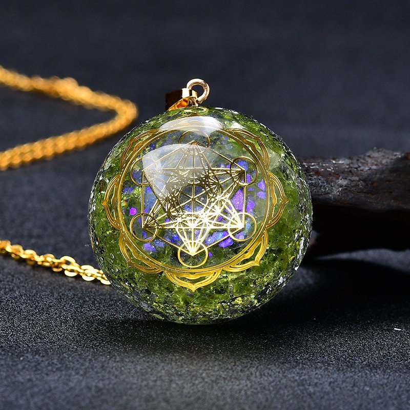 RARE Peridot Chakra Orgonite Generator Pendant Necklace Crystal Healing Meditation Hand Made  DIY Crystal Meditation Orgonite Fashion