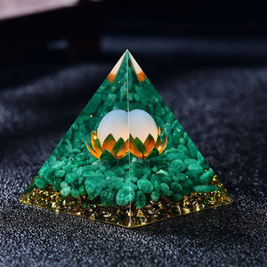 2.36‘’ Magic Orgonite Pyramid DIY Opal Lotus Chakra Clear Quartz Sphere Aventurine Base Healing Crystal Sphere Home Decoration Collection