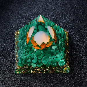 2.36‘’ Magic Orgonite Pyramid DIY Opal Lotus Chakra Clear Quartz Sphere Aventurine Base Healing Crystal Sphere Home Decoration Collection